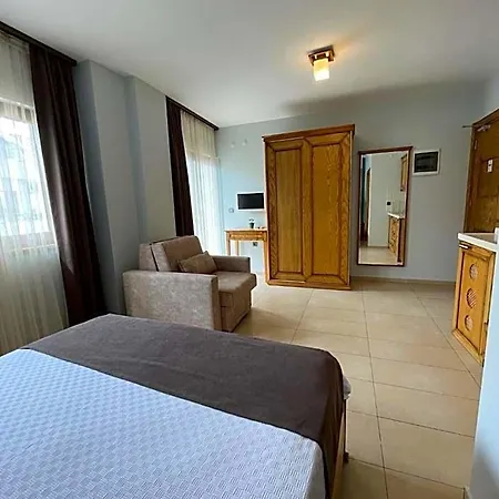 Hotel apartamentowy Veziroglu 4*