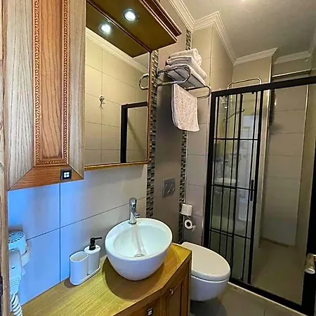 Hotel apartamentowy Veziroglu